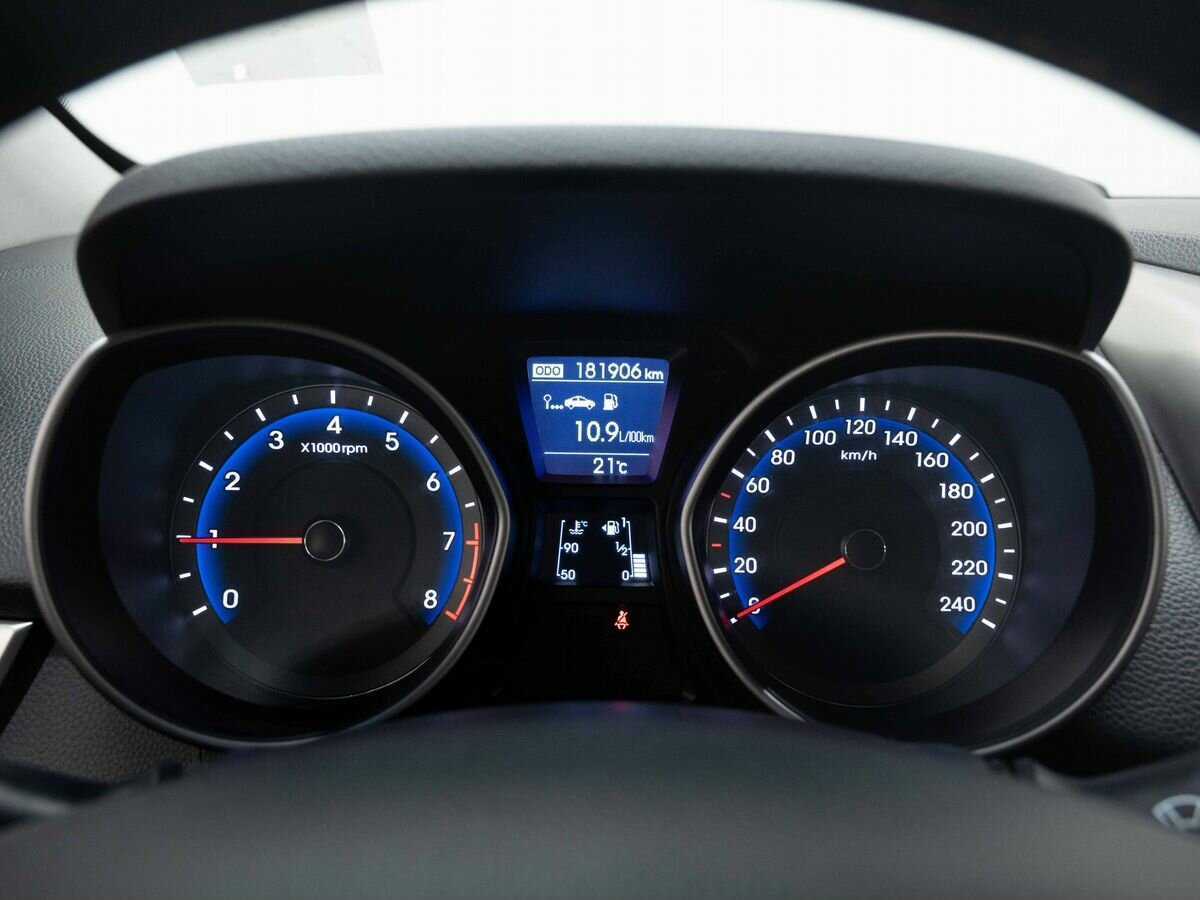 Купить Hyundai i30, 2013, 181 905 км, фото №15