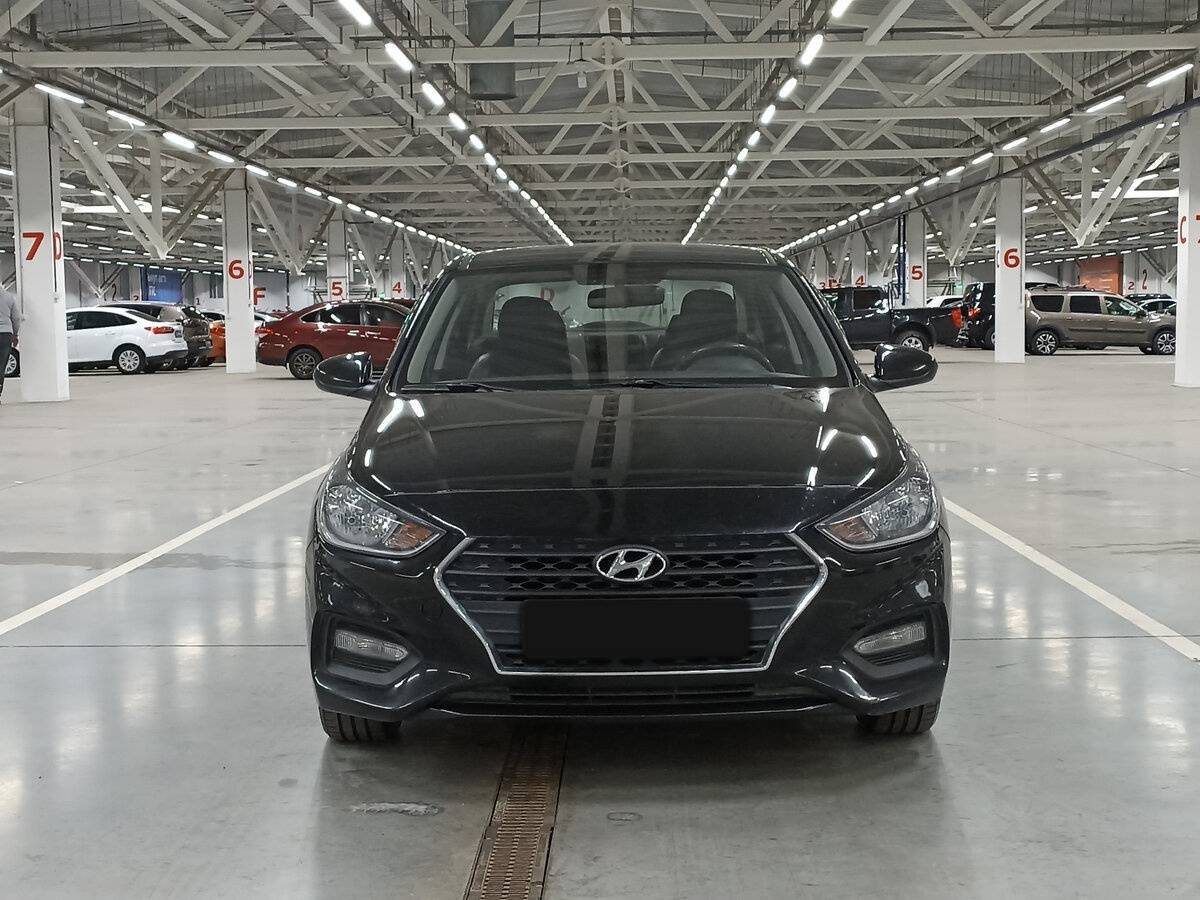 Купить Hyundai Solaris, 2018, 142 157 км, фото №2