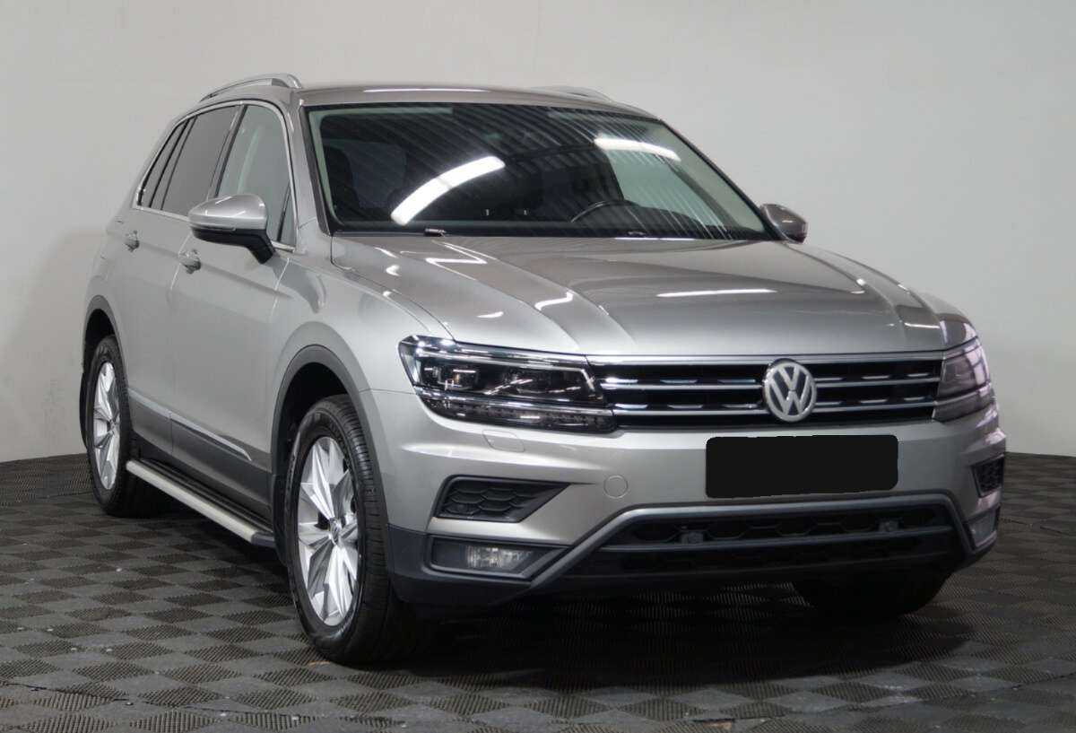 Купить Volkswagen Tiguan, 2018, 148 600 км, фото №2
