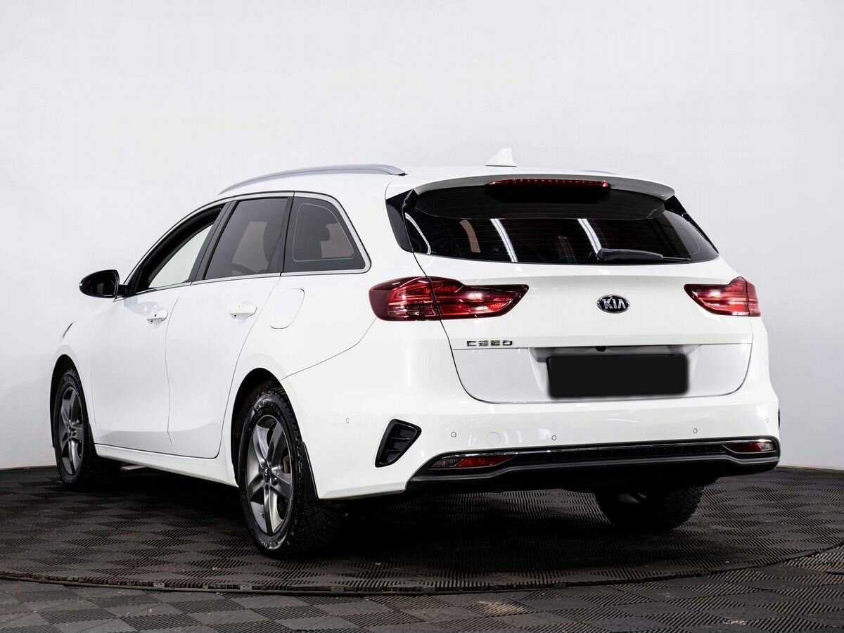 Купить Kia Ceed, 2018, 72 000 км, фото №4