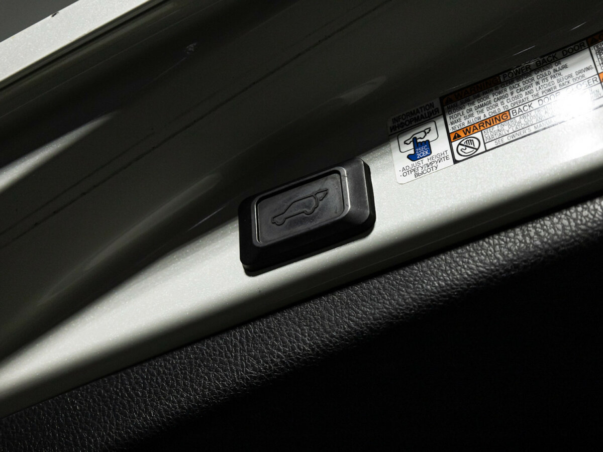 Купить Toyota RAV4 IV (XA40) Рестайлинг, 2017, 149 266 км, фото №21