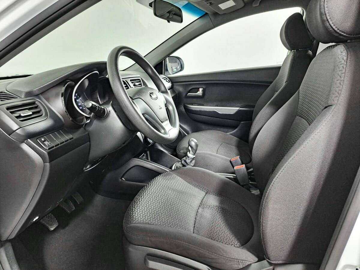 Купить Kia Rio, 2016, 66 331 км, фото №14