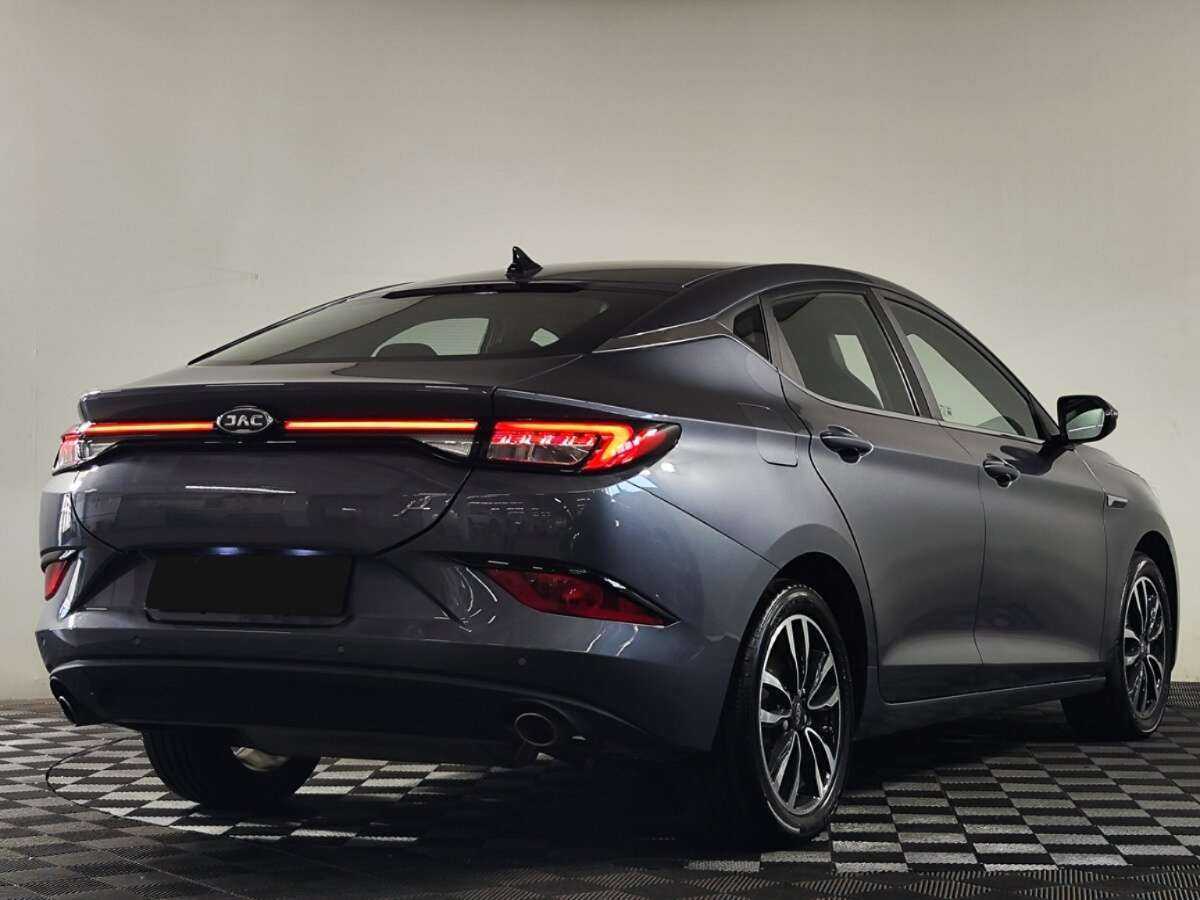 Купить JAC J7, 2023, 12 500 км, фото №3