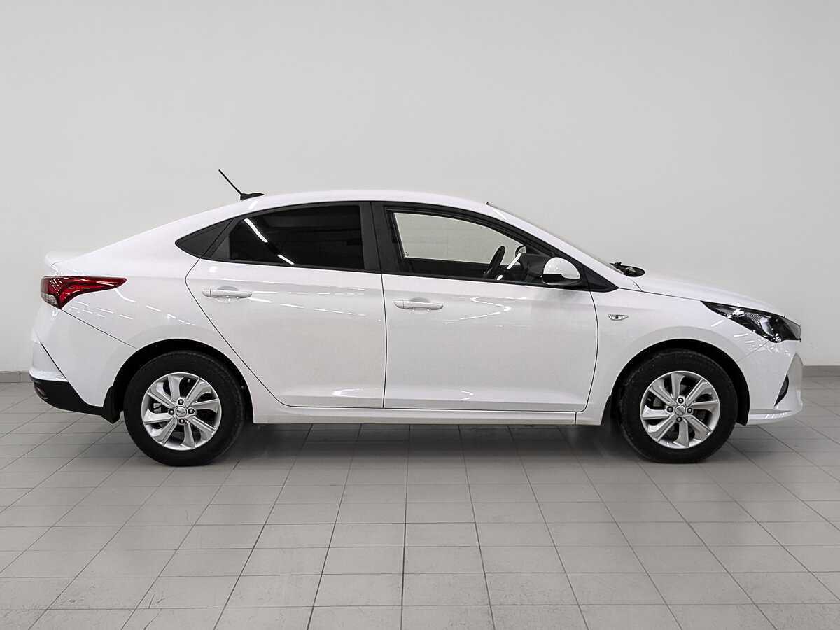 Купить Hyundai Solaris, 2022, 35 382 км, фото №4