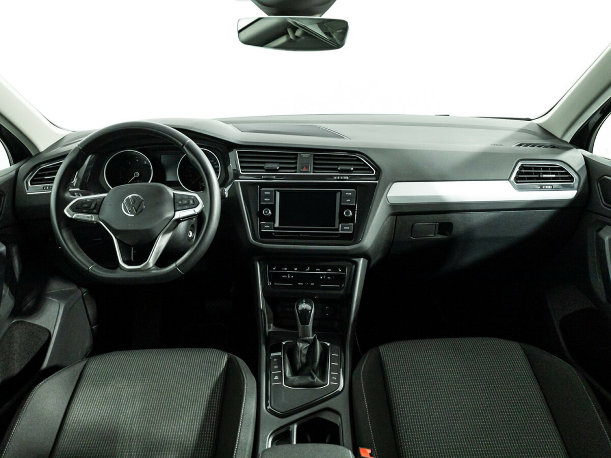 Купить Volkswagen Tiguan II Рестайлинг, 2021, 17 404 км, фото №11