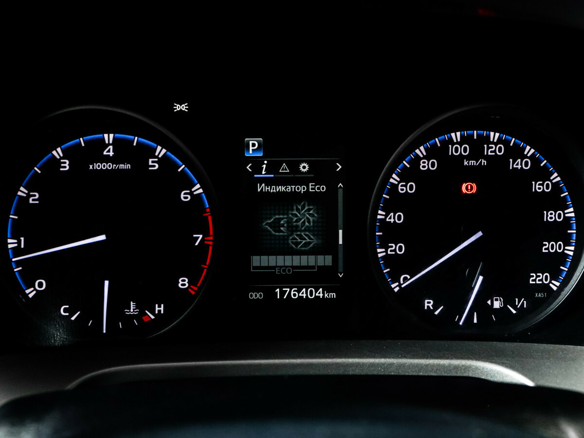Купить Toyota RAV4 IV (XA40) Рестайлинг, 2017, 176 402 км, фото №11