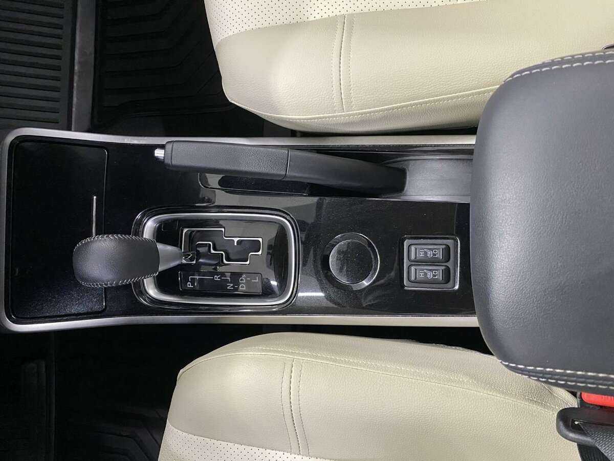 Купить Mitsubishi Outlander, 2021, 33 584 км, фото №13