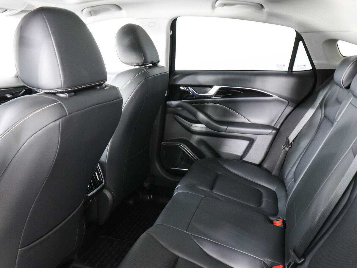 Купить FAW Bestune B70, 2023, 17 877 км, фото №14