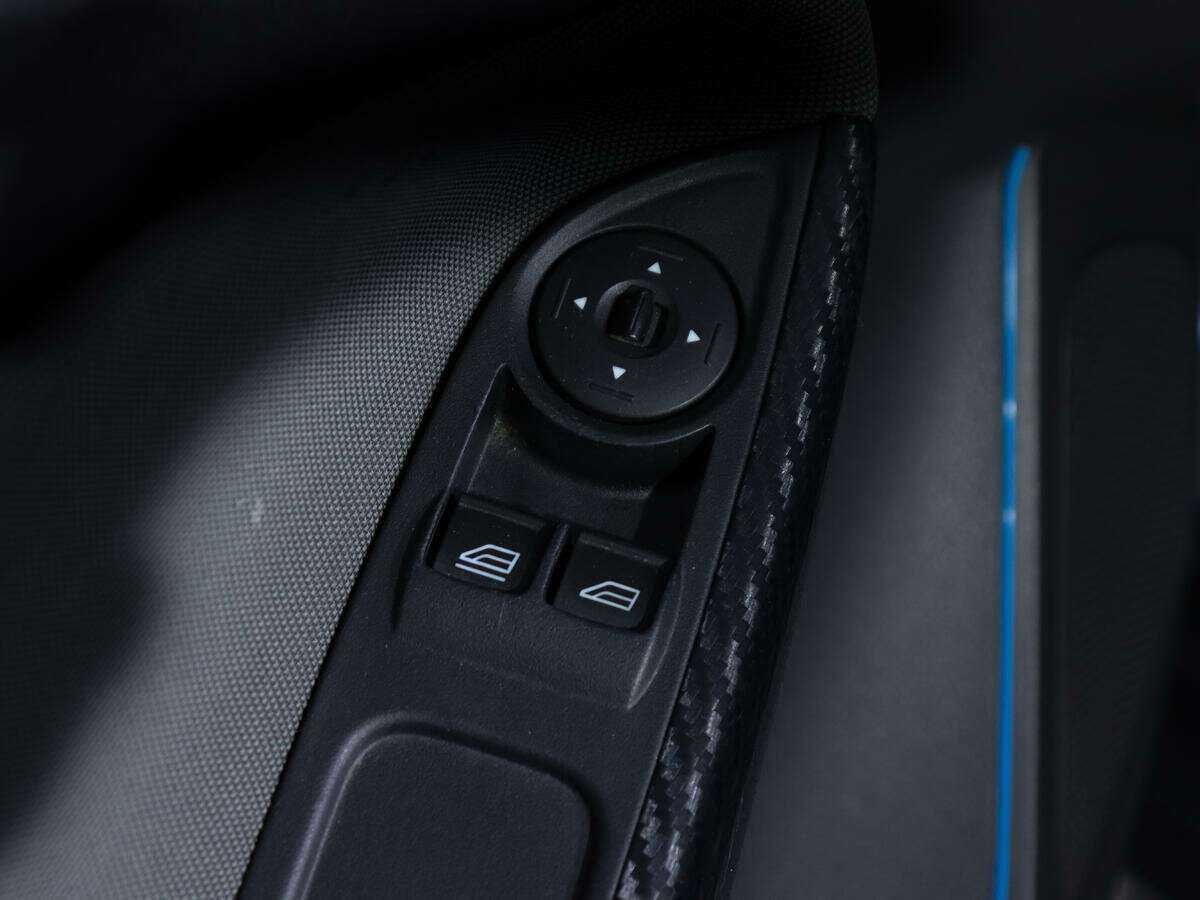 Купить Ford Focus, 2012, 195 980 км, фото №14