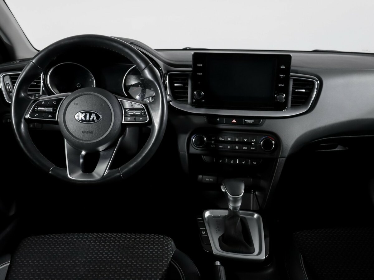 Купить Kia Ceed III, 2020, 68 800 км, фото №10