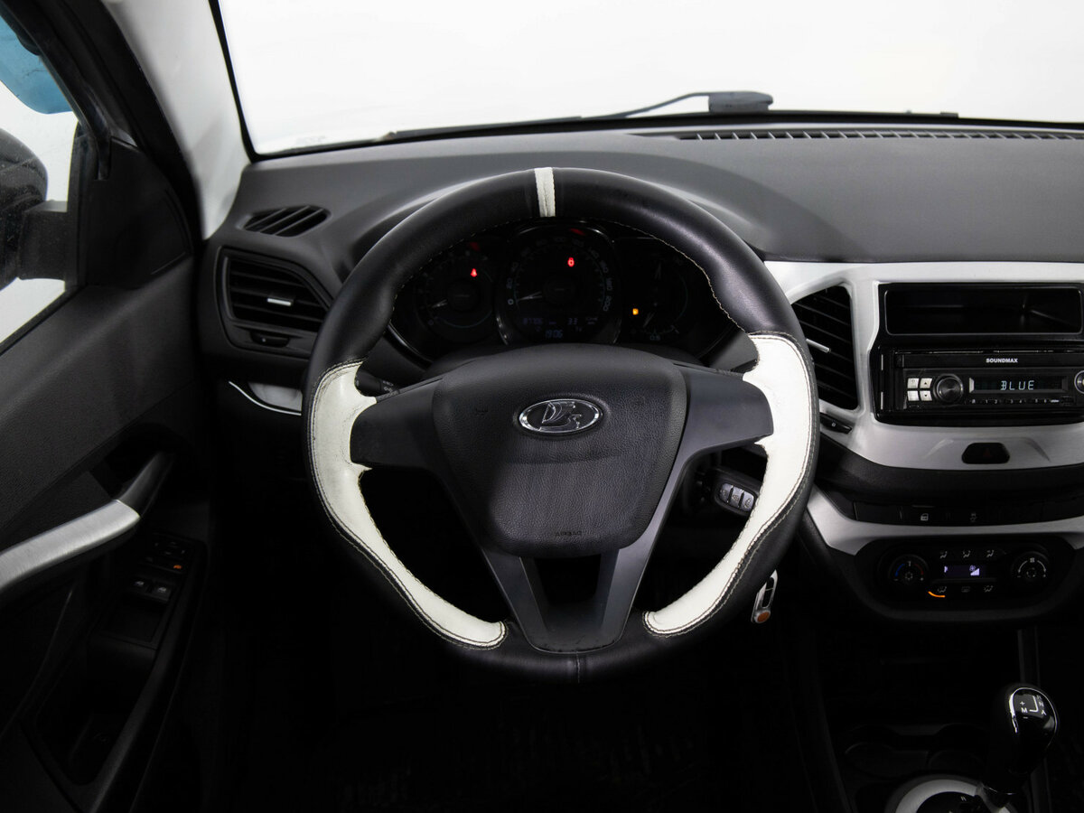 Купить Lada (ВАЗ) Vesta I, 2016, 87 706 км, фото №8