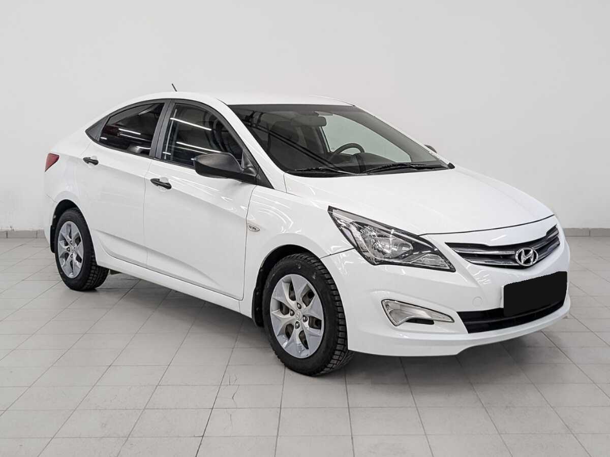 Купить Hyundai Solaris, 2015, 90 379 км, фото №3