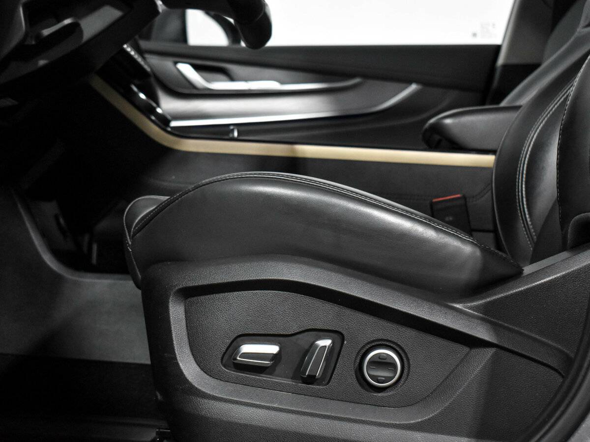 Купить Exeed LX, 2023, 117 697 км, фото №9