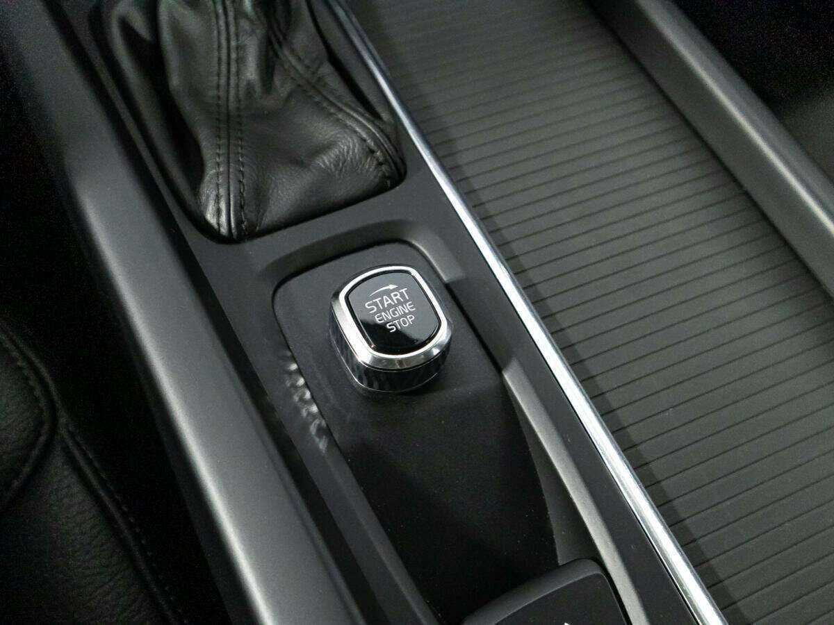 Купить Volvo V60, 2018, 223 990 км, фото №16