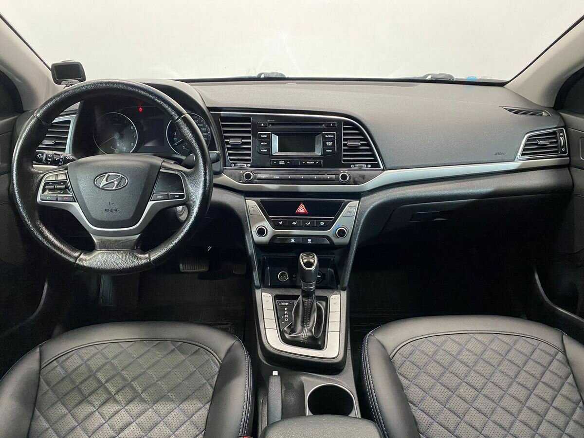 Купить Hyundai Elantra, 2017, 190 122 км, фото №9