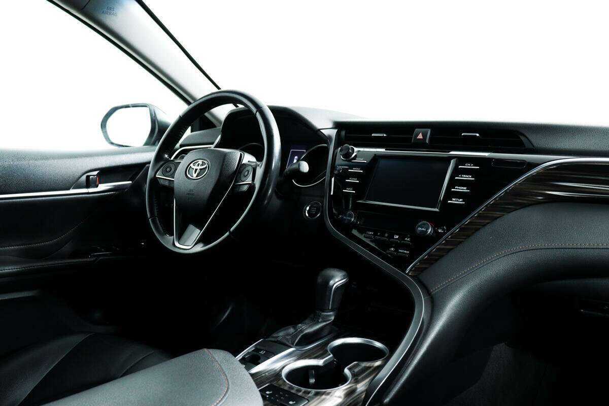 Купить Toyota Camry, 2020, 82 815 км, фото №9