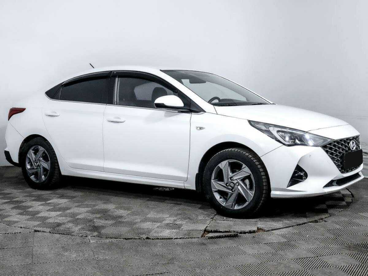 Купить Hyundai Solaris, 2021, 60 705 км, фото №3
