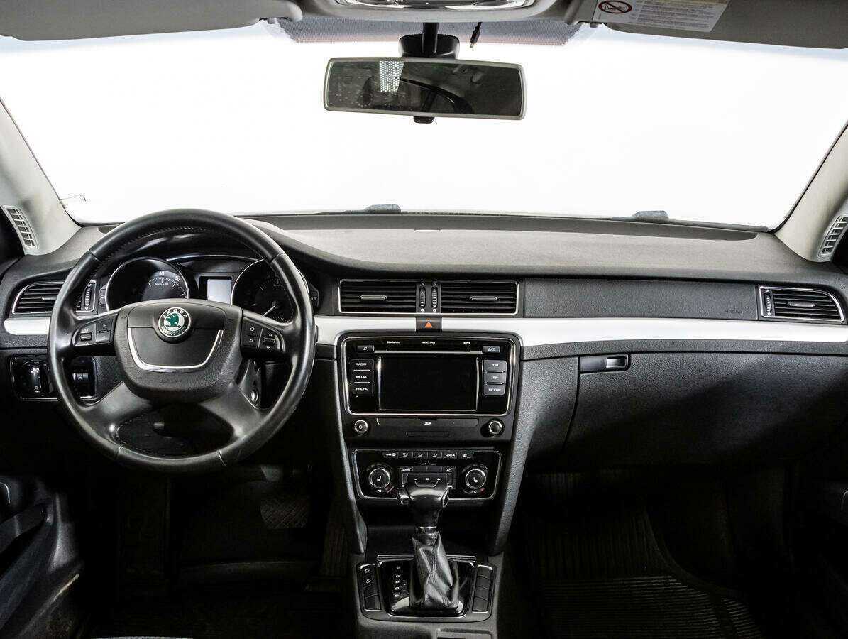 Купить Skoda Superb, 2012, 216 000 км, фото №10