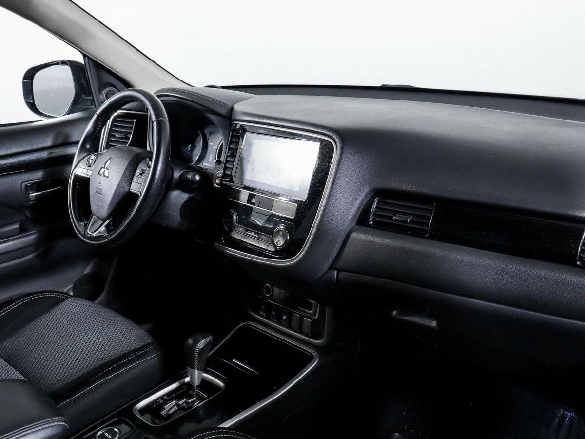 Купить Mitsubishi Outlander, 2019, 68 000 км, фото №9