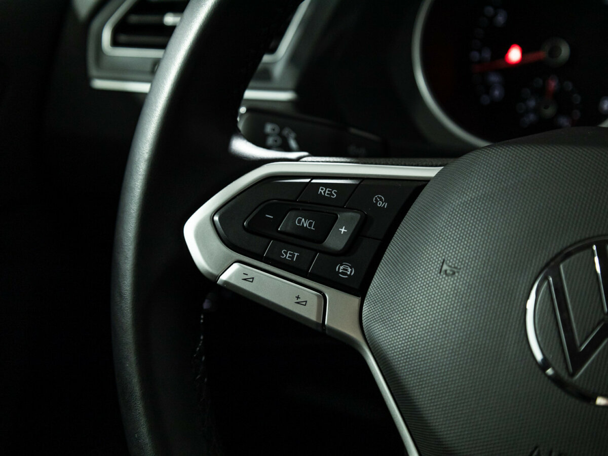 Купить Volkswagen Tiguan II Рестайлинг, 2021, 17 404 км, фото №15