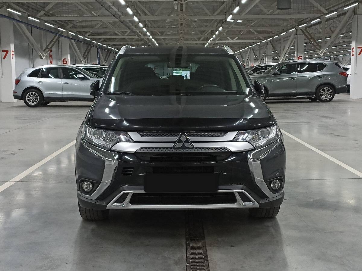 Купить Mitsubishi Outlander, 2020, 114 252 км, фото №2