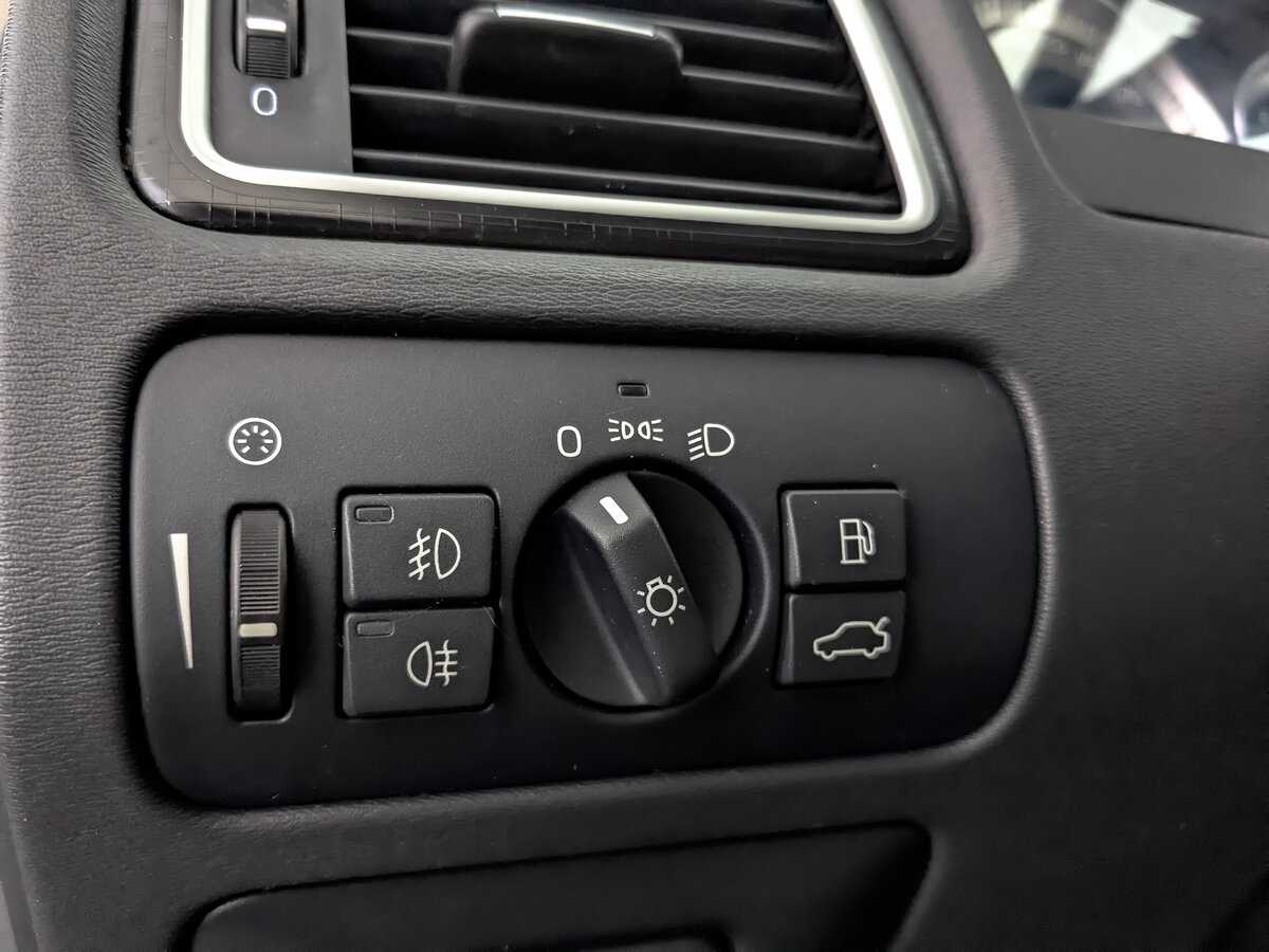 Купить Volvo XC70, 2012, 327 476 км, фото №22