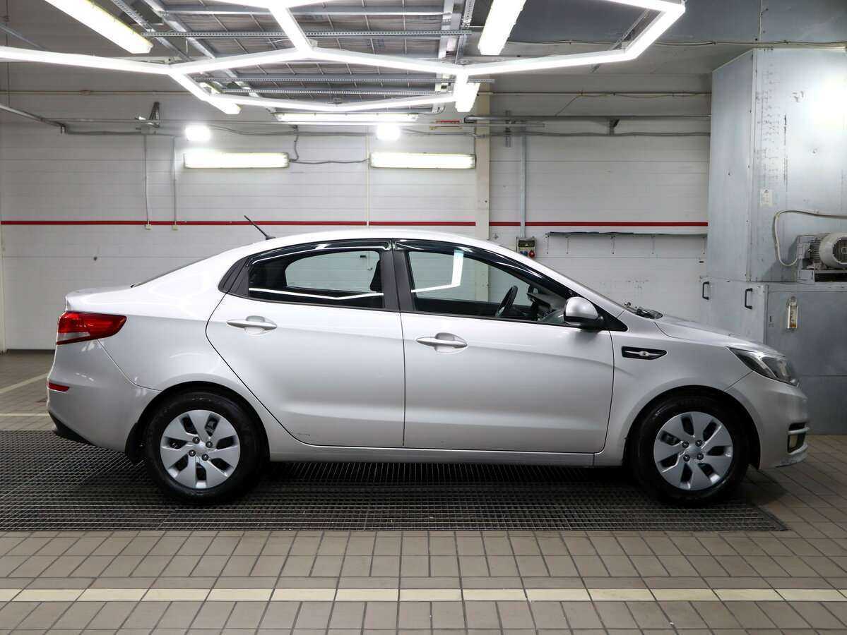 Купить Kia Rio, 2016, 220 000 км, фото №3