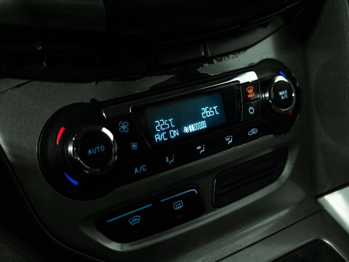 Купить Ford Focus III, 2012, 153 850 км, фото №14