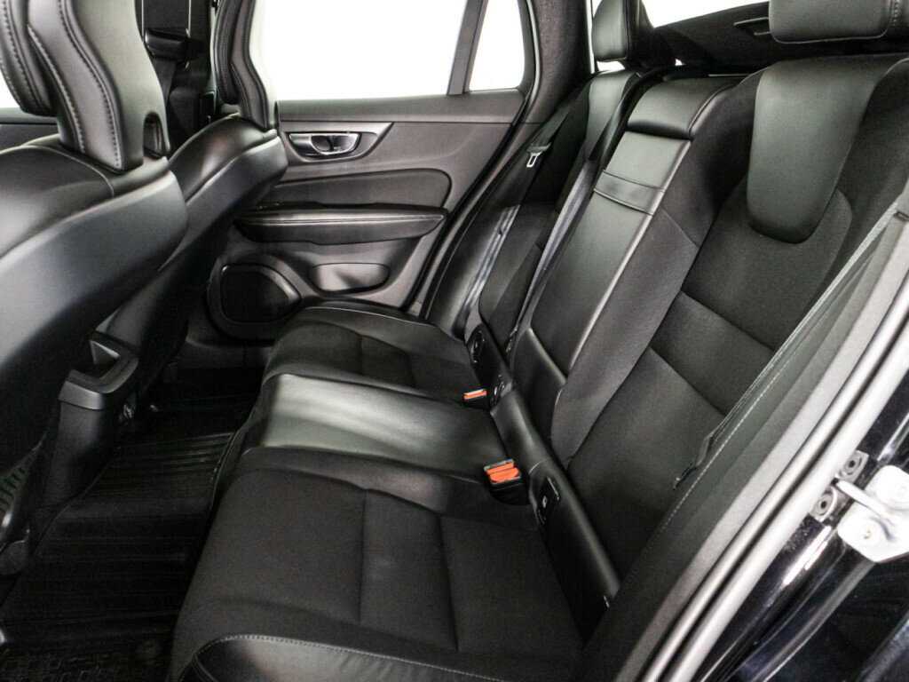 Купить Volvo V60, 2018, 170 606 км, фото №10