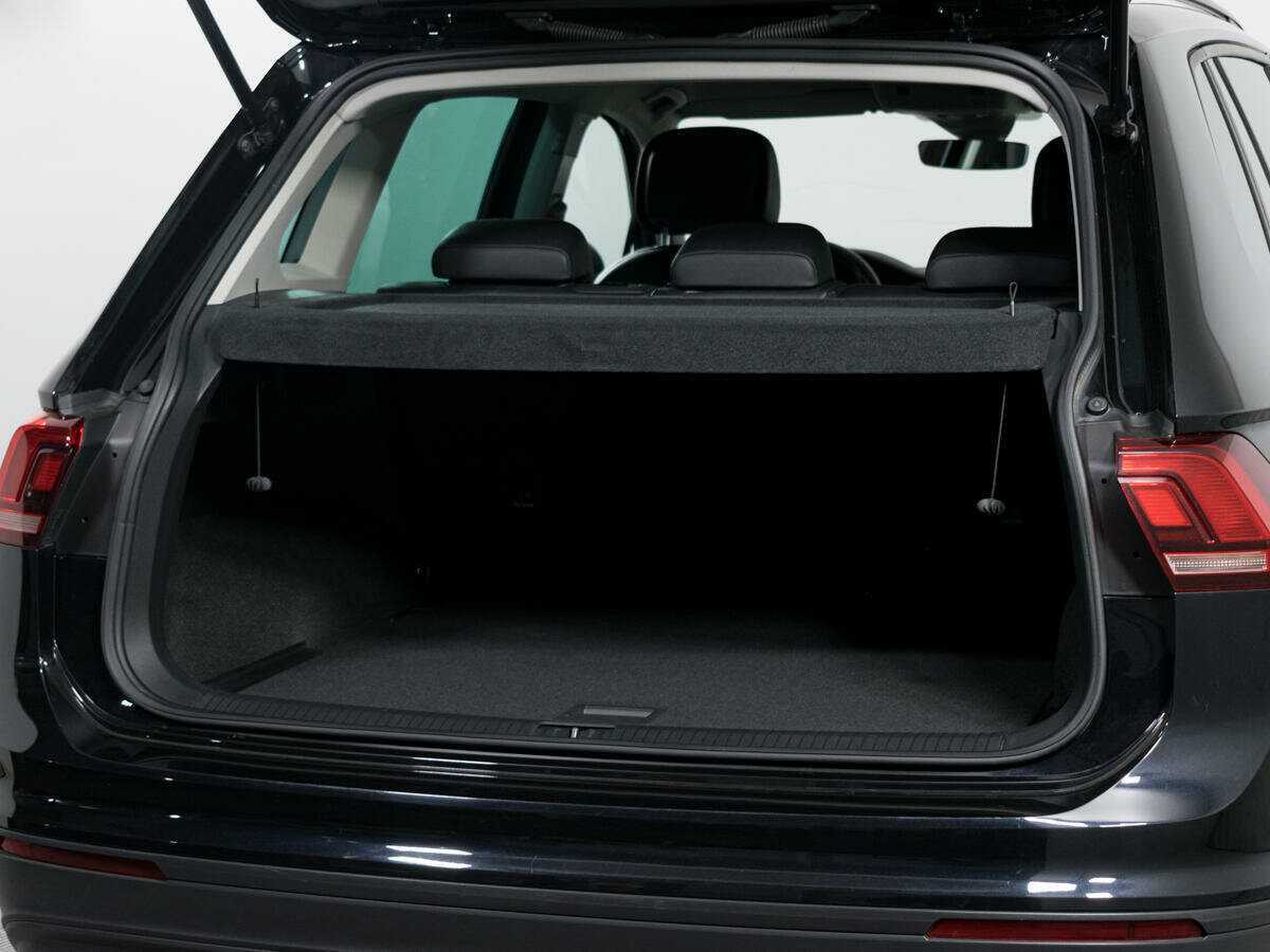 Купить Volkswagen Tiguan L, 2019, 55 214 км, фото №2