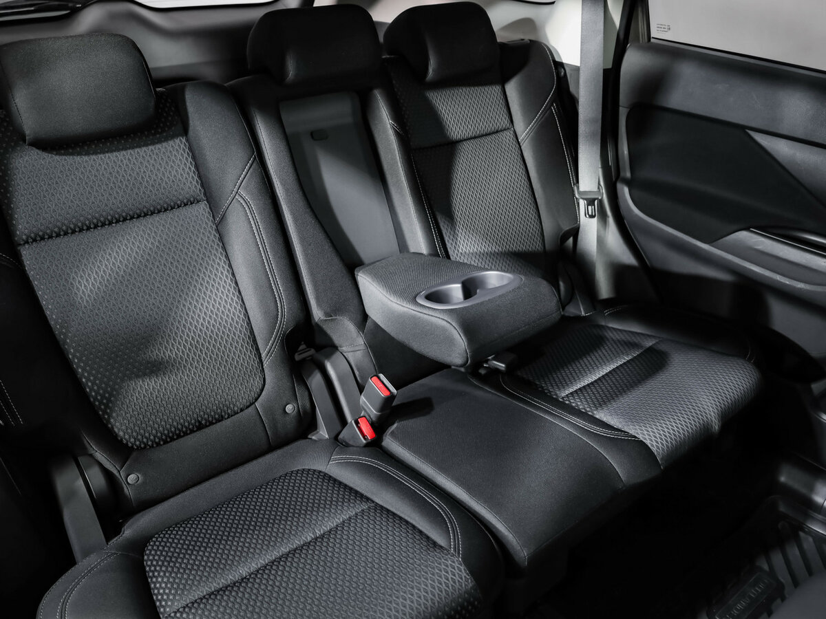 Купить Mitsubishi Outlander III Рестайлинг 3, 2020, 130 377 км, фото №24