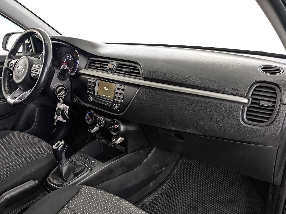 Купить Kia Rio, 2018, 121 000 км, фото №13