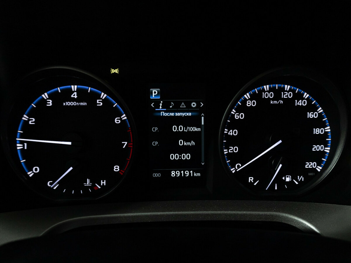 Купить Toyota RAV4 IV (XA40) Рестайлинг, 2017, 89 189 км, фото №12
