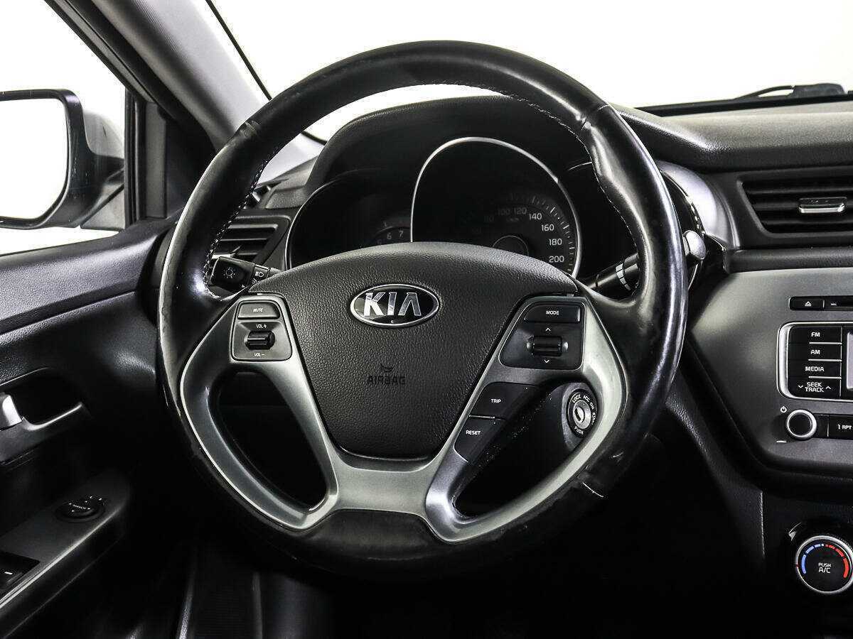 Купить Kia Rio, 2016, 66 181 км, фото №14