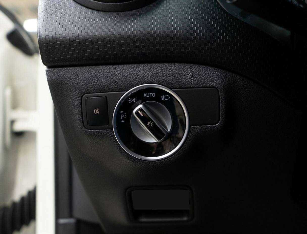 Купить Mercedes-Benz A-Класс 180, 2013, 147 600 км, фото №15