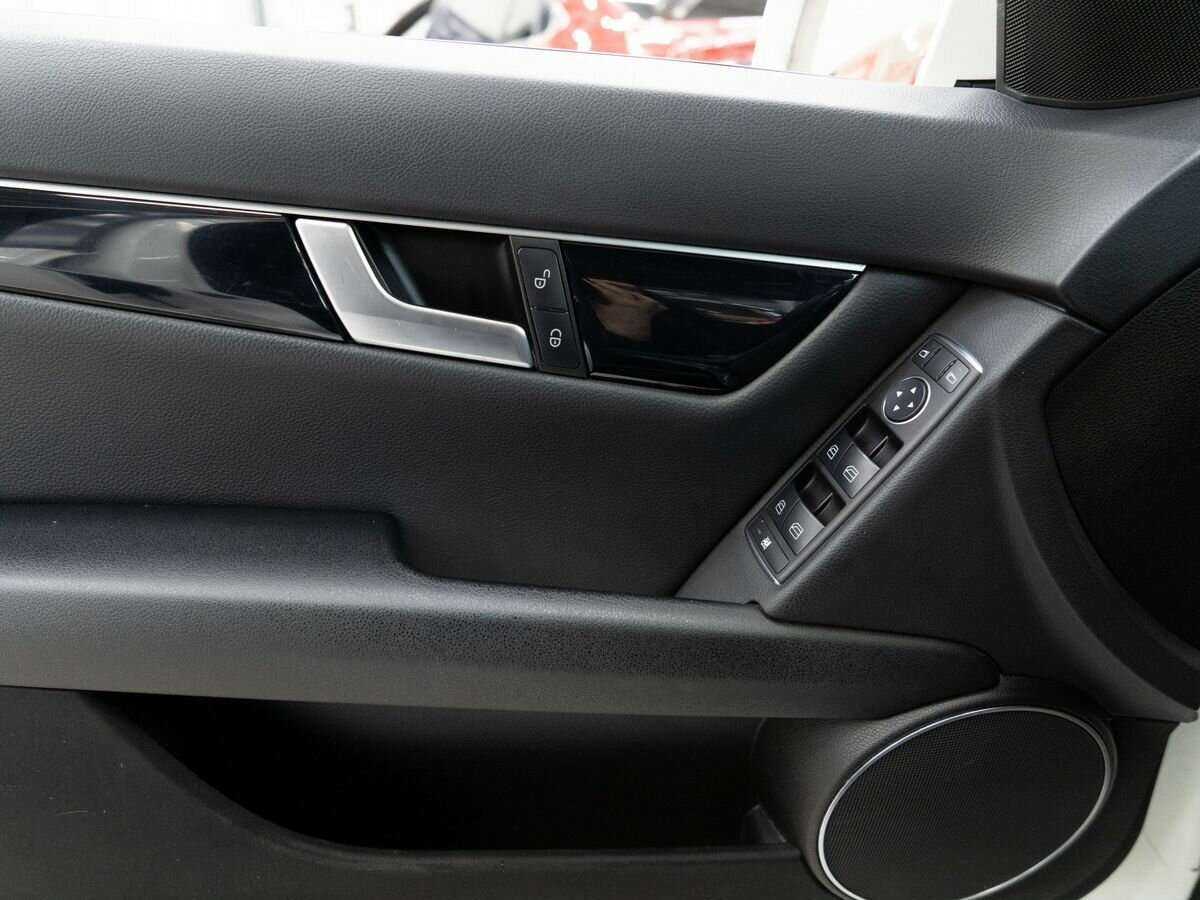 Купить Mercedes-Benz C-Класс 180, 2012, 131 800 км, фото №15
