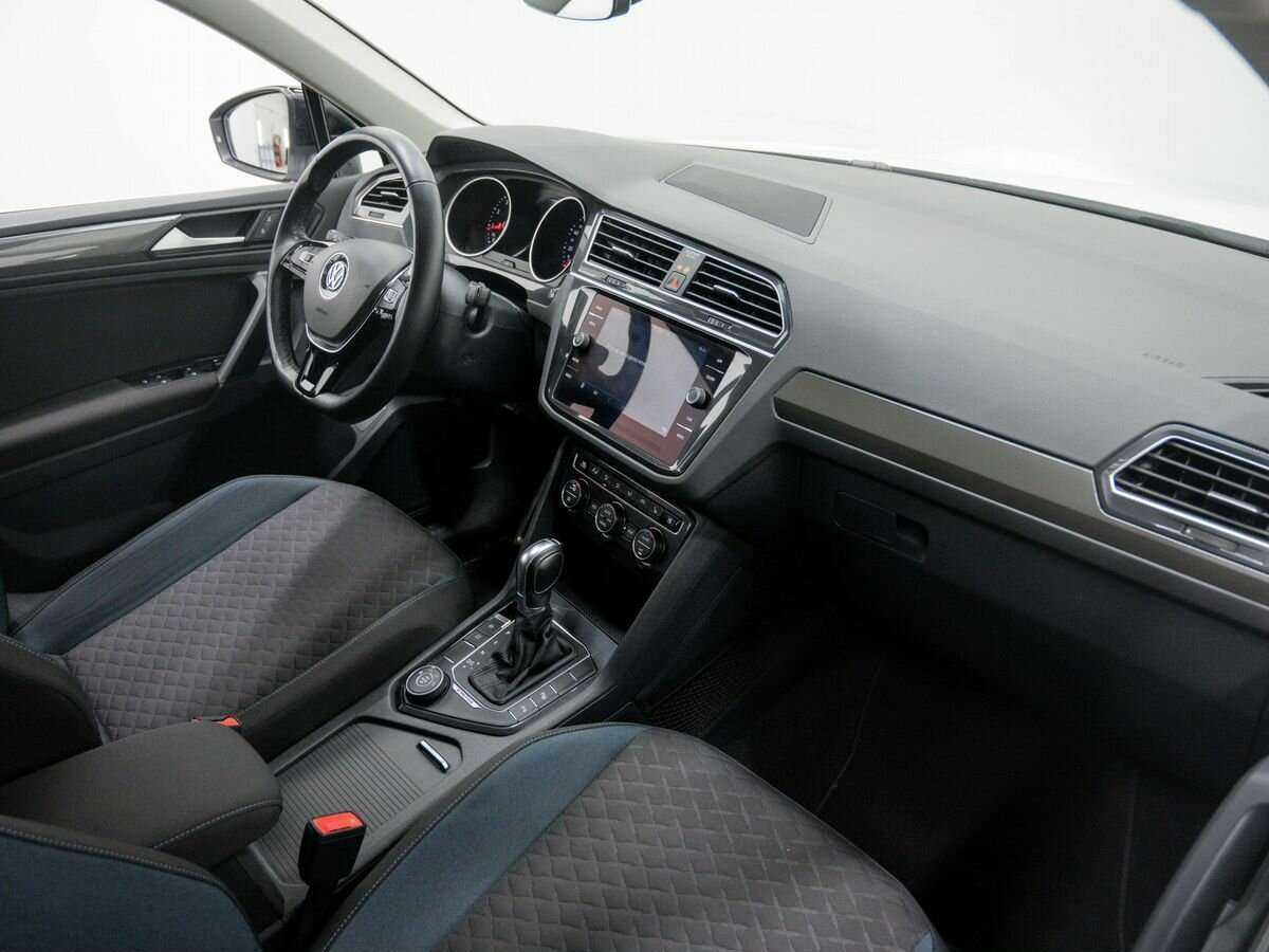Купить Volkswagen Tiguan, 2019, 113 978 км, фото №11