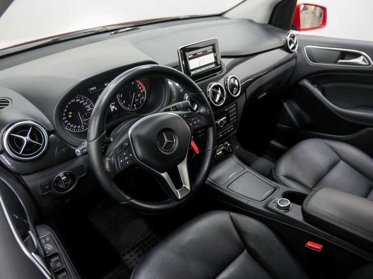 Купить Mercedes-Benz B-Класс 200, 2013, 94 000 км, фото №13