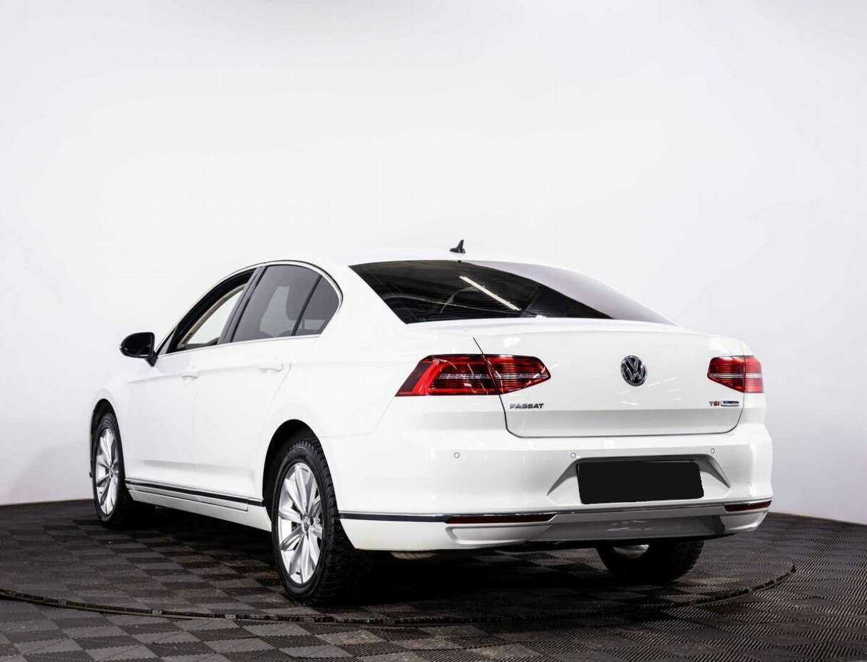 Купить Volkswagen Passat, 2016, 148 660 км, фото №4