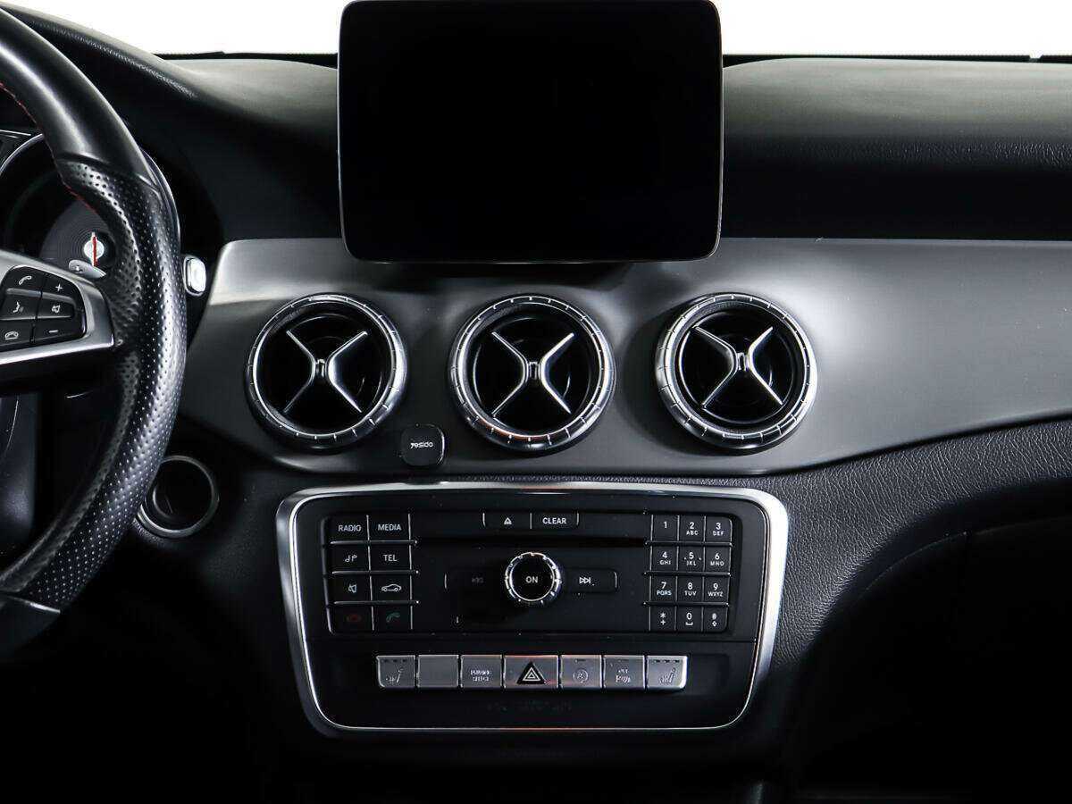 Купить Mercedes-Benz CLA 200, 2016, 84 979 км, фото №12