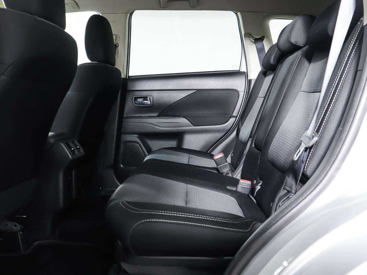 Купить Mitsubishi Outlander, 2019, 101 800 км, фото №10