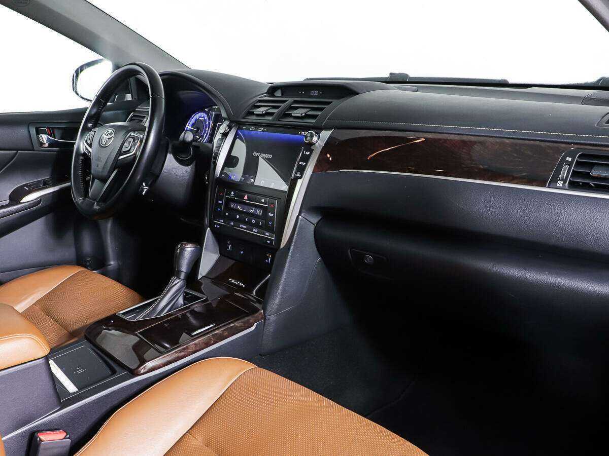 Купить Toyota Camry, 2017, 136 369 км, фото №9