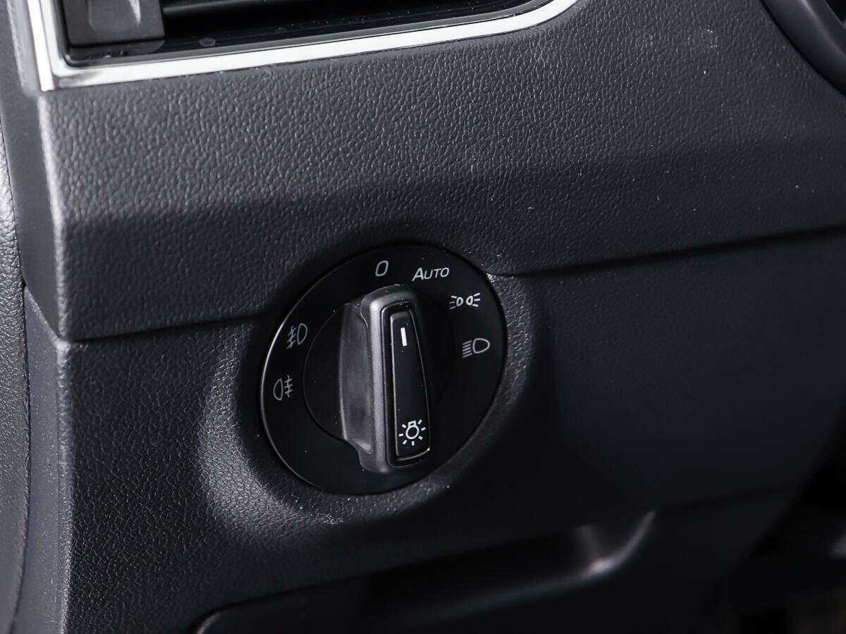 Купить Skoda Octavia, 2018, 53 200 км, фото №17