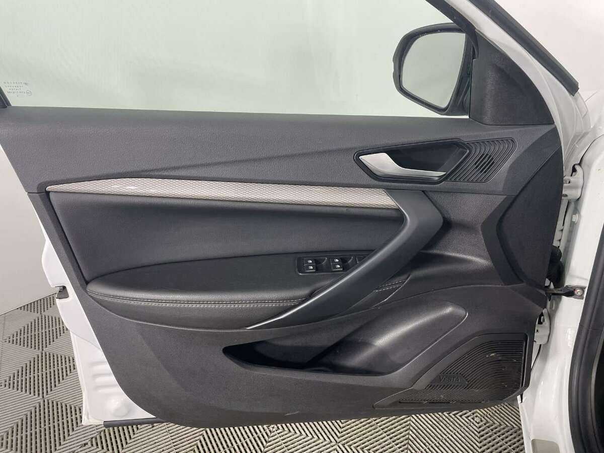 Купить Lada (ВАЗ) Vesta SW, 2023, 25 345 км, фото №8