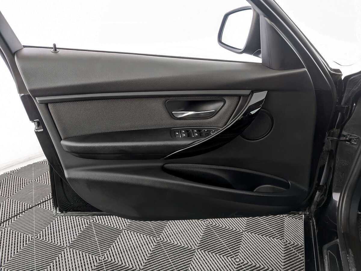 Купить BMW 3 серии 318i, 2018, 126 815 км, фото №15