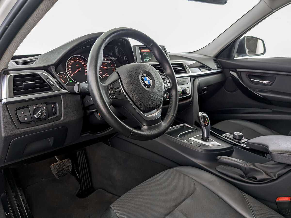 Купить BMW 3 серии 318i, 2017, 117 684 км, фото №13