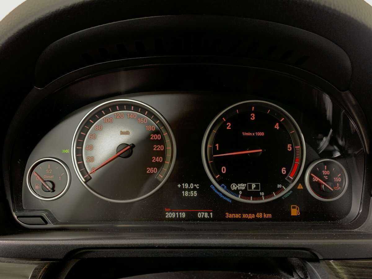 Купить BMW 5 серии 530d, 2012, 209 115 км, фото №12