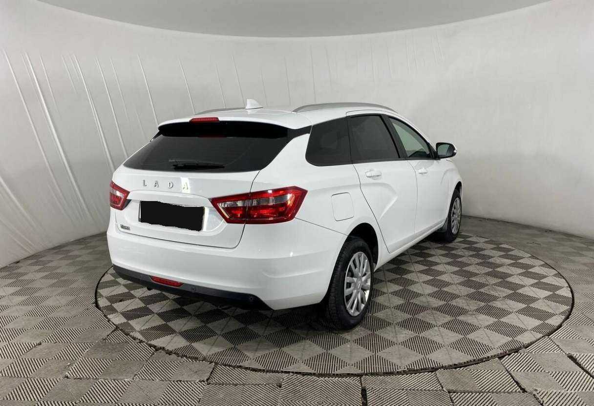 Купить Lada (ВАЗ) Vesta SW, 2021, 48 382 км, фото №5
