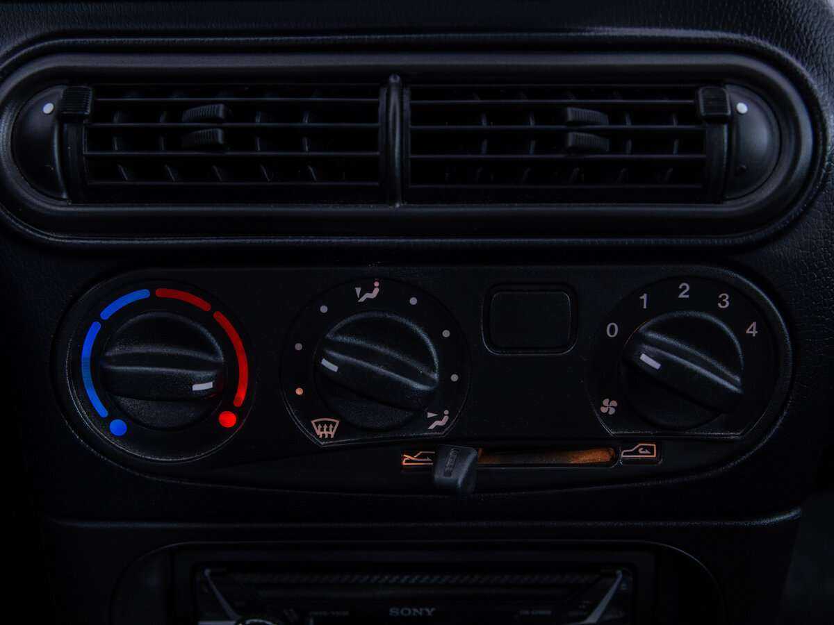 Купить Chevrolet Niva, 2015, 66 675 км, фото №10