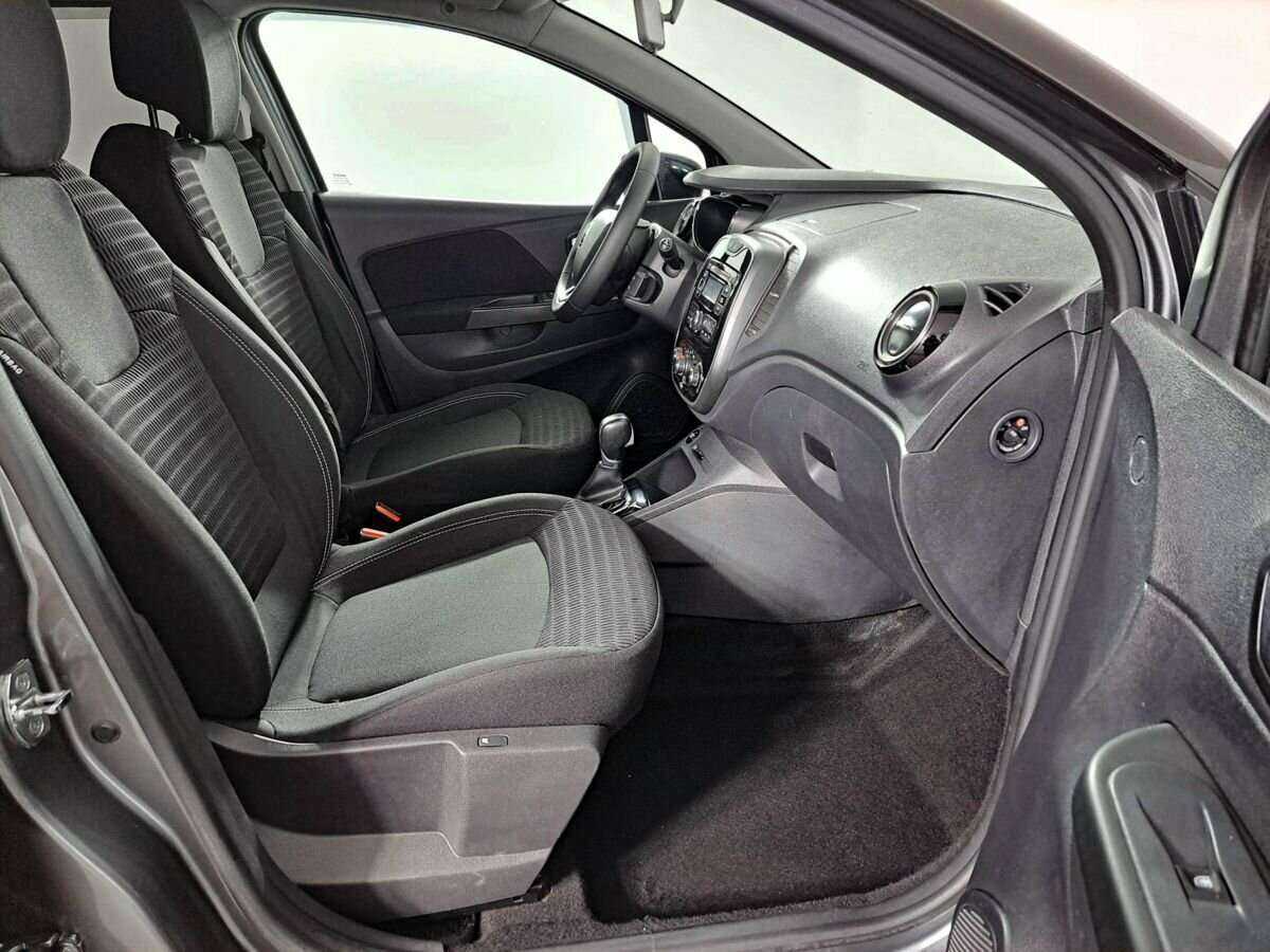 Купить Renault Kaptur, 2017, 117 217 км, фото №9